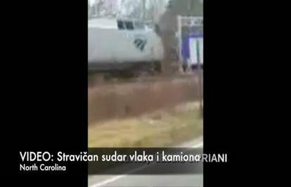 Stravično: Mobitelom snimila trenutak sudara vlaka i kamiona