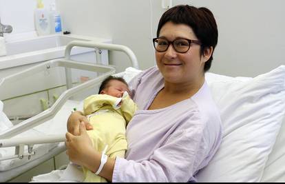 Nadale su se da će roditi 2013., ali Novu su dočekale u bolnici