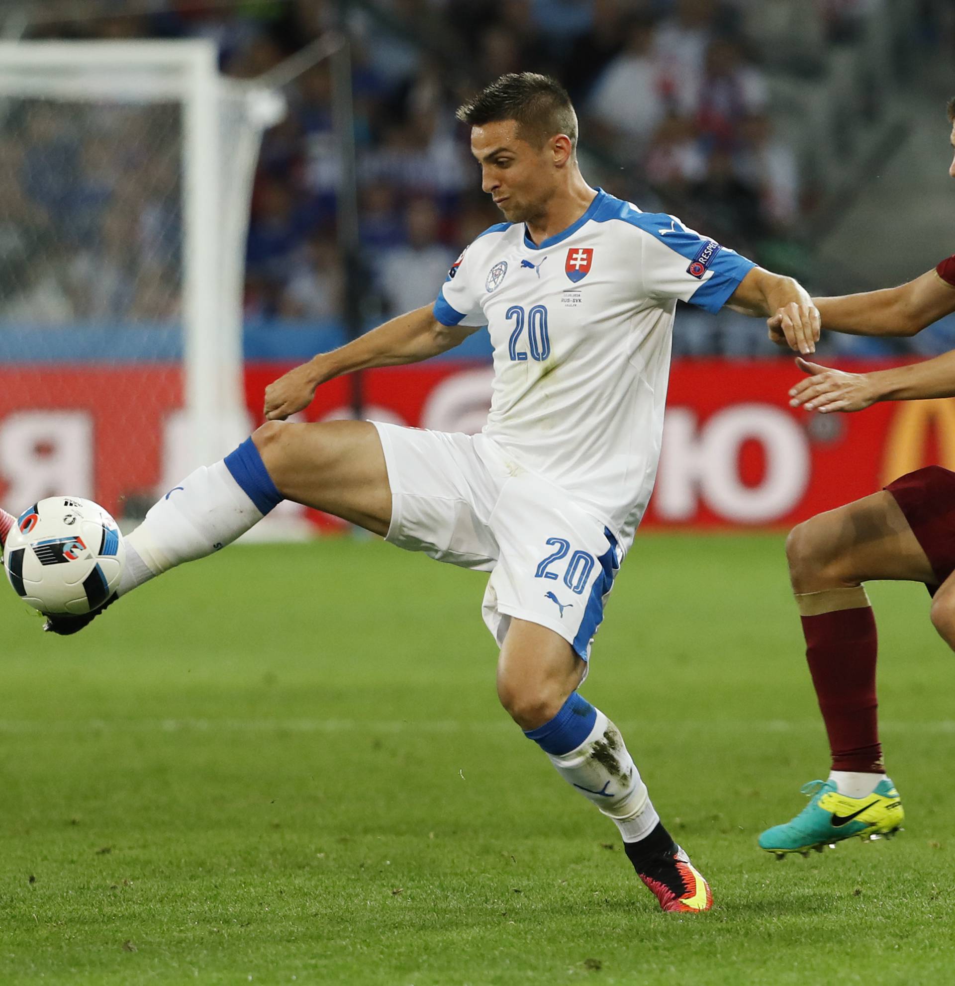 Russia v Slovakia - EURO 2016 - Group B
