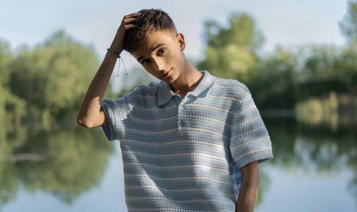 Josip Bačić osvaja srce svojom novom pjesmom 'Spašeni': Donio je emociju koja dira srca