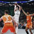 VIDEO &Ccaron;udesni Hezonja odveo Real u finale Eurolige! Zaludio je cijele tribine: 'Super Mario'
