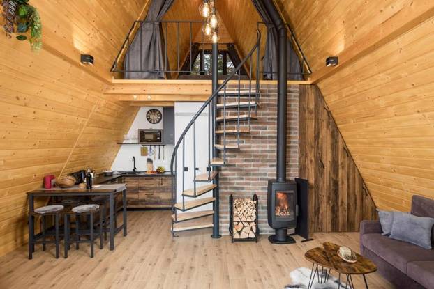 FOTO Gorska bajka u Hrvatskoj: Možete li zamisliti bolje mjesto za zimski bijeg od ljudi i stresa?