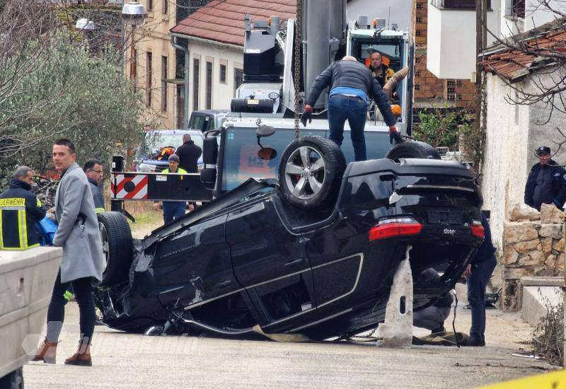 FOTO Izvukli džip i tijelo jednog od nestalih mladića kod Stoca. Nastavlja se potraga za drugim