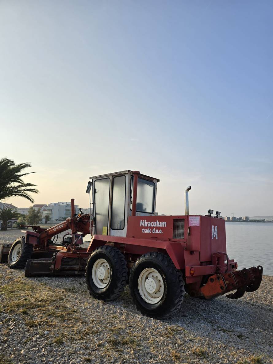 Užas na plaži: 'Komunalni redar je rekao da se maknemo s plaže ili će bageri prijeći preko nas'