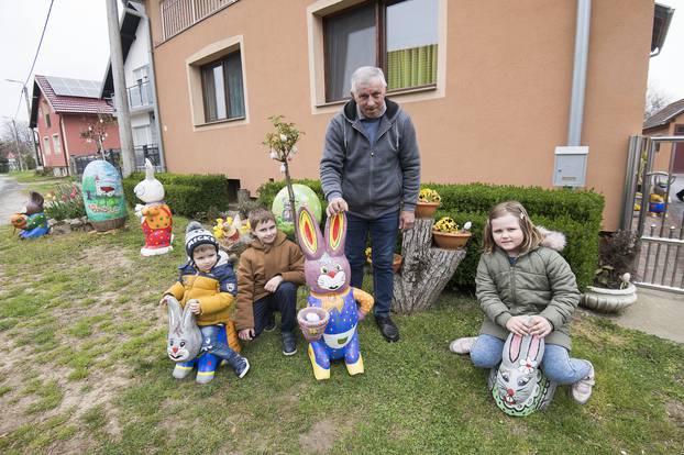 Nova Ves Petrijanečka: Pavao Mihalić izrađuje uskrsnje pisanice i zečeve