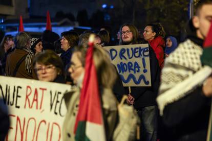 FOTO U Zagrebu je održan  'Marš solidarnosti s Palestinom'...