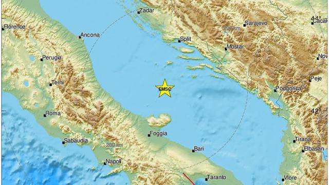 Snažan potres u Jadranskom moru, osjetio se diljem Dalmacije: 'Jako nas je treslo'