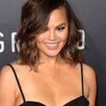 Chrissy Teigen je raznježila fanove objavom: 'Trudna sam'