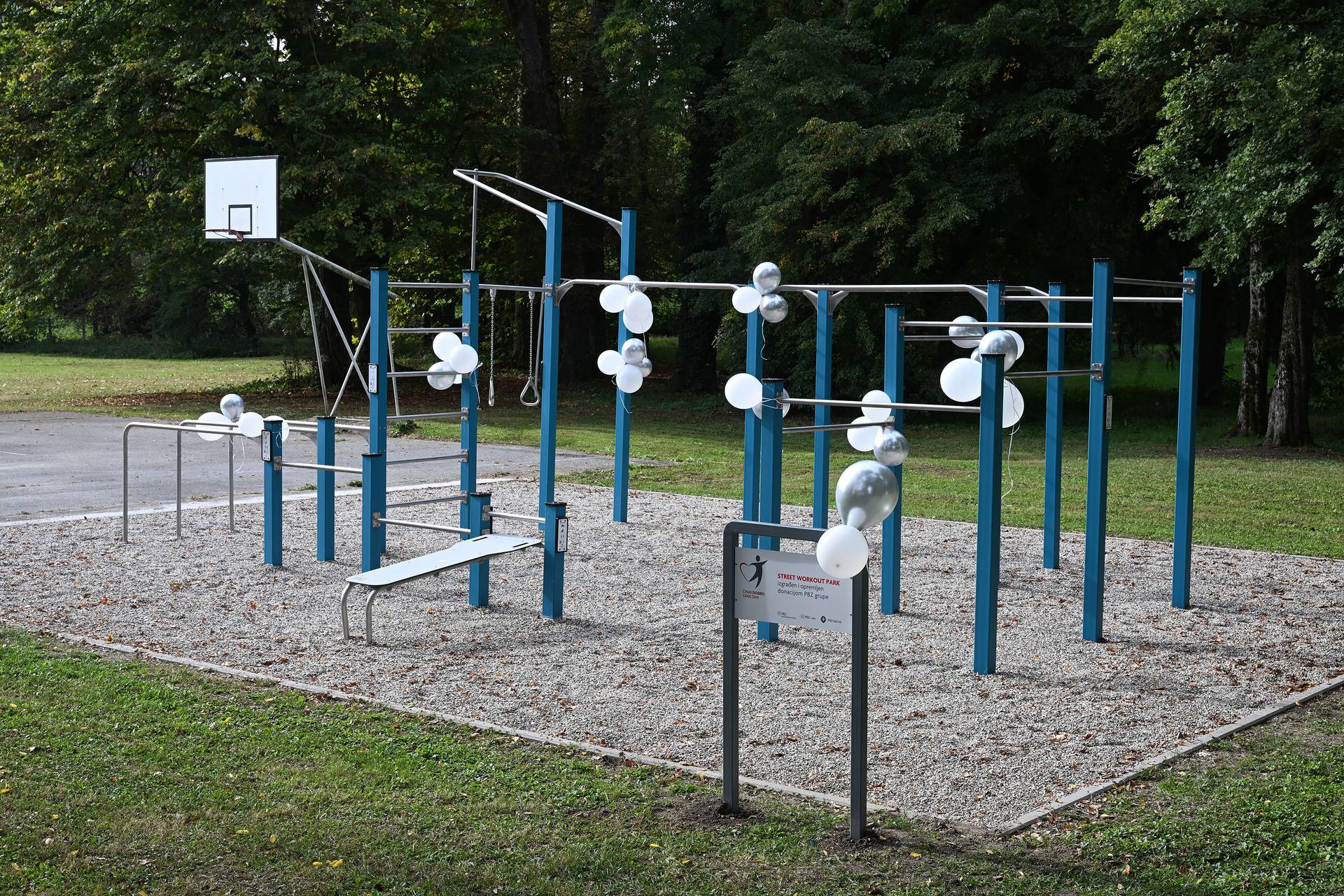 Centar za odgoj i obrazovanje Lug proslavio je svoj dan otvorivši street workout park