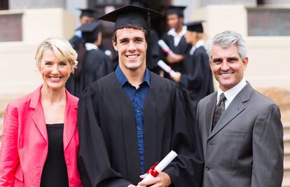 Djeca čiji roditelji imaju diplomu osjećaju veći stres dok su u školi