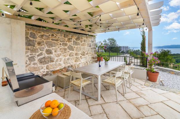 FOTO Kaštelet kod Opatije iz snova: Obnovili smo ga kako bismo očuvali obiteljske tajne