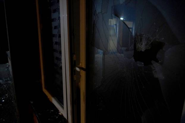 Beograd: Uništen prostor mjesnog odbora Donji grad Zemun Srpske napredne stranke