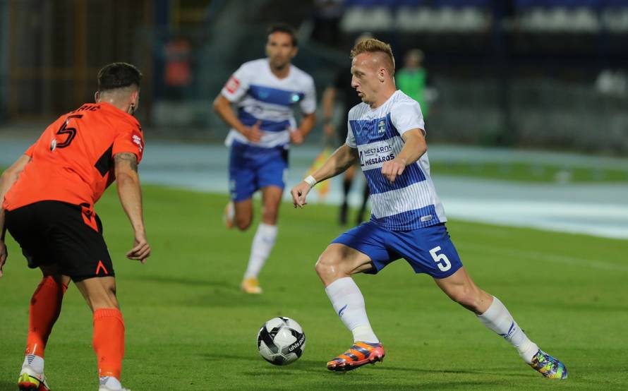 Osijek  i Šibenik susreli se u 8. kolu HNL-a