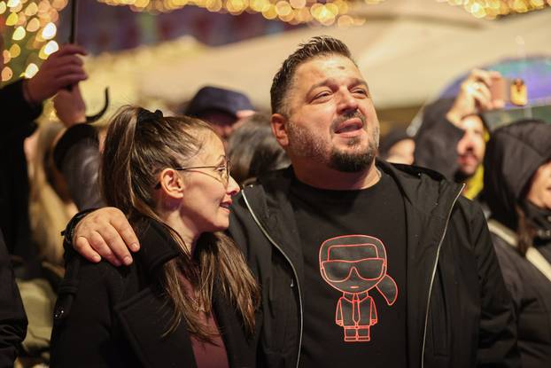 Split: Koncert grupe  Dalmatino