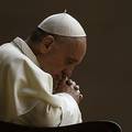 Papa: Nezaposlenost i samoća najveće su boli današnjice