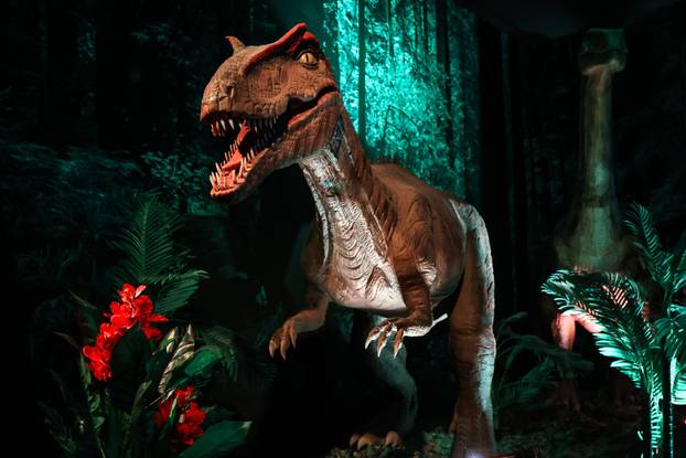 Zagreb: Izložba Invazija dinosaura na Zagrebačkom velesajmu
