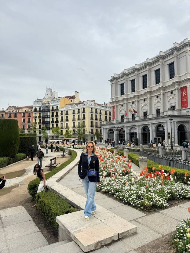 FOTO Pala pusa, a onda i sve ostalo! Maja i Šime nikad bliži na novoj romantičnoj destinaciji