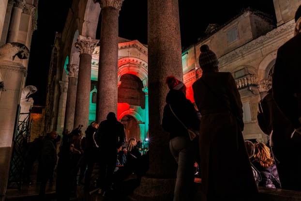 Split: Otvorenje splitskog Adventa i paljenje prve adventske svijeće 