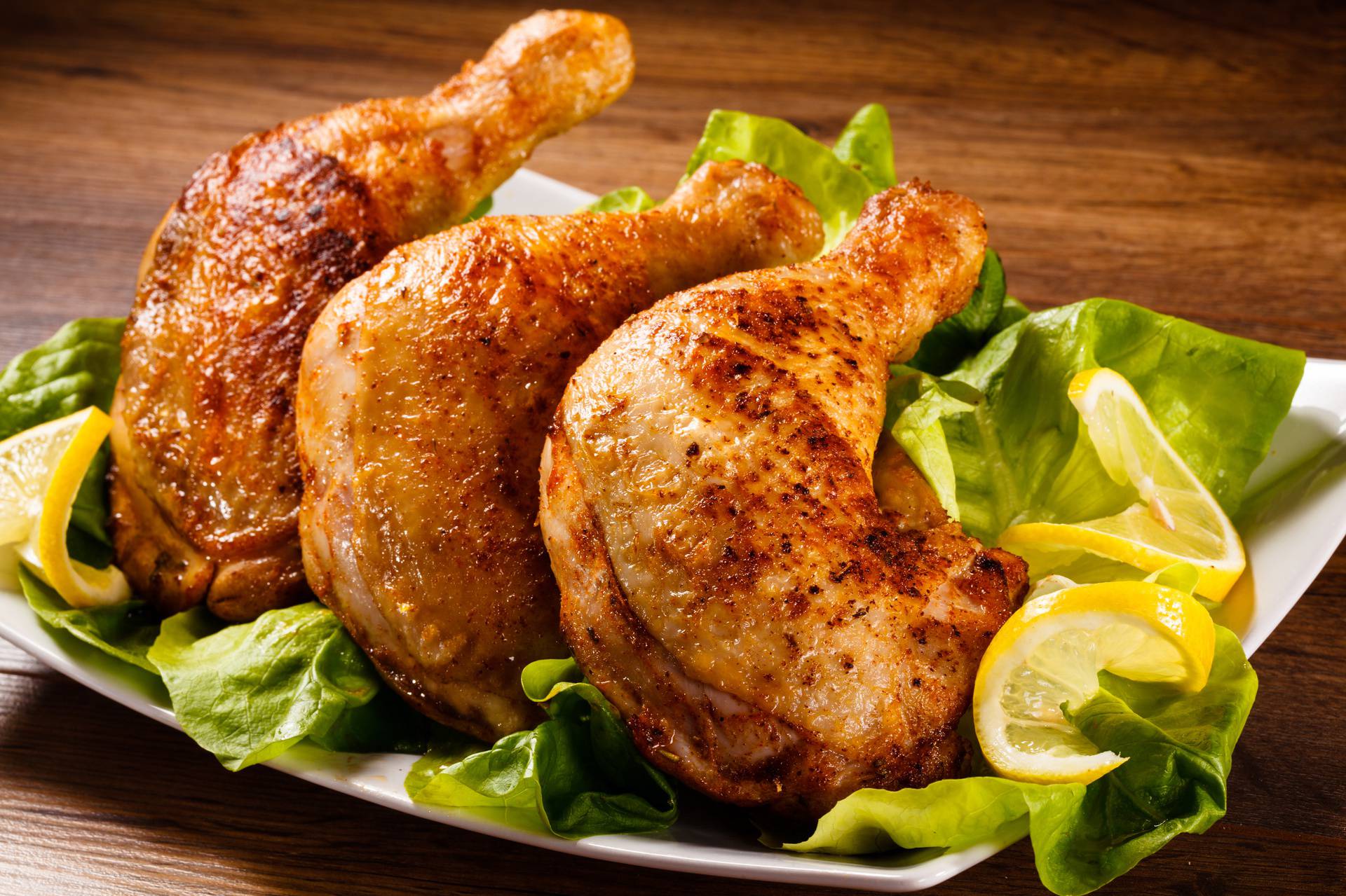 Pomoću ovih trikova piletina će ostati savršeno sočna na roštilju