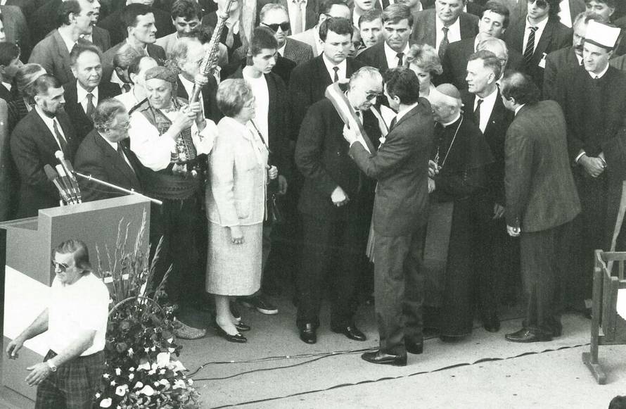 FOTO Pogledajte nikad viđene fotografije života Tuđmanovih