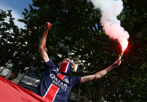 Champions League - Final - Paris St Germain fans gather in Paris
