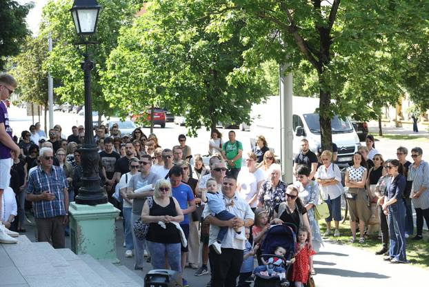 Osijek: 19 minuta šutnje za Luku