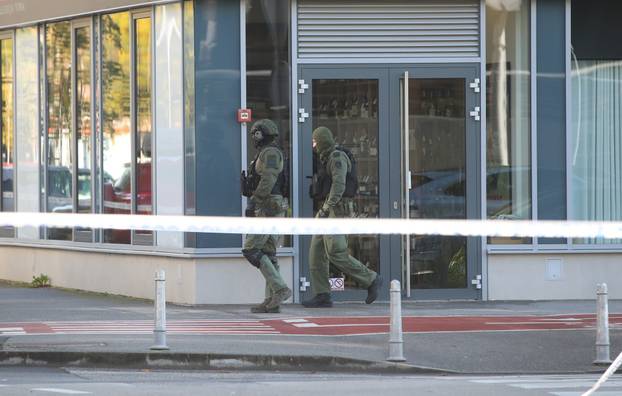 Pucnjava u zagrebačkom Središću, policija traga za napadačem
