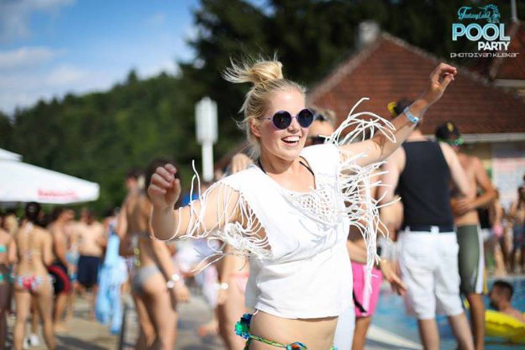 Ekskluzivni treći po redu POOL PARTY u Samoboru!