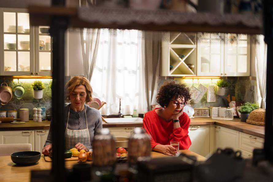 Što će biti u vašim omiljenim sapunicama u četvrtak?