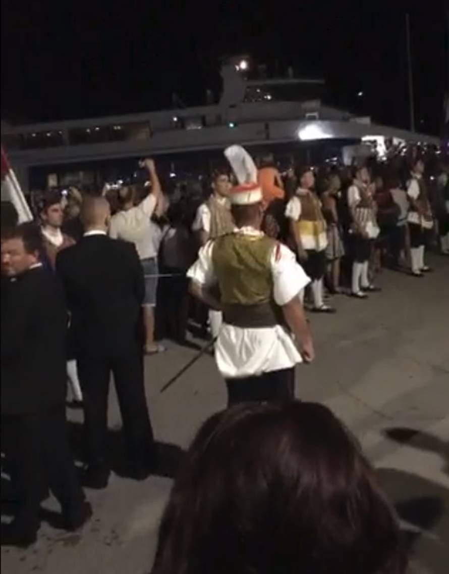 'Morski vuk' je posljednji put uplovio u voljenu Velu Luku