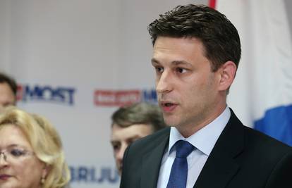 "Pozivam HDZ da odabere novog potpredsjednika Vlade"