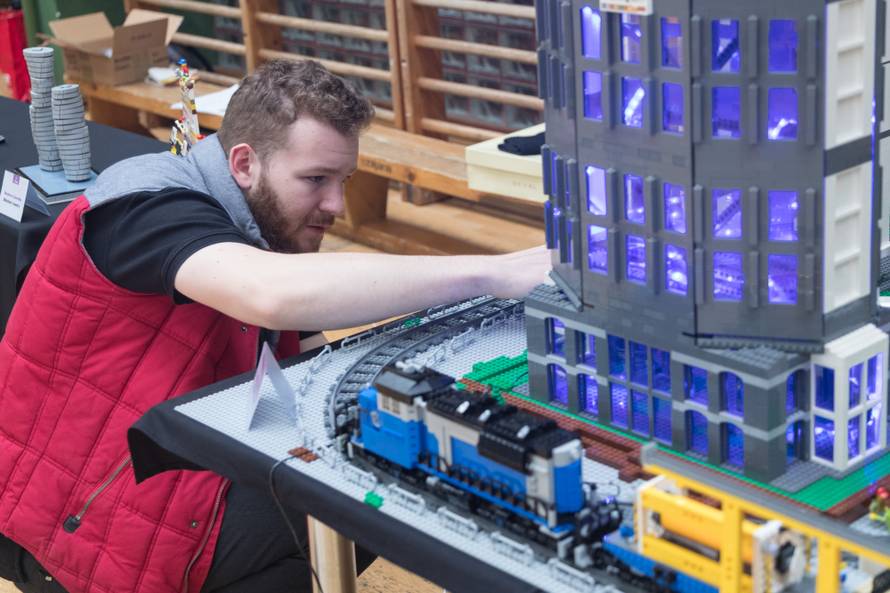 Za jednu kreaciju od 'legića' potrebno je i nekoliko mjeseci