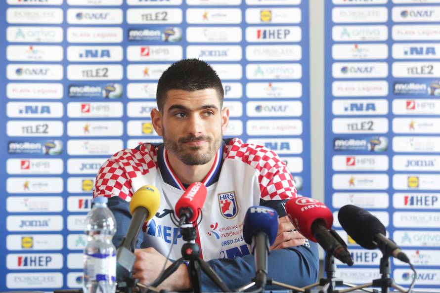 'Sviram Olivera i Beatlese da glava ne ode u krivo u izolaciji'