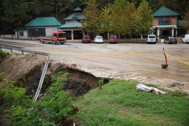 Jablanica: Magistralni put m17 glavna cesta prema Mostaru se odronio 