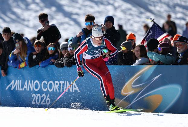 Cross-Country Skiing - Men's 10km Interval Start Free
