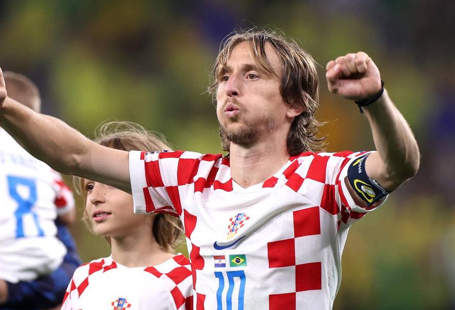 KATAR 2022 - Luka Modrić slavio u društvu djece i Matea Kovačića