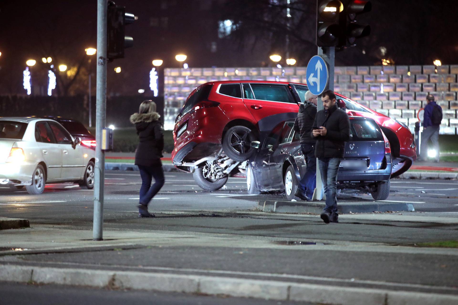 VIDEO Pogledajte trenutak sudara na križanju u Zagrebu