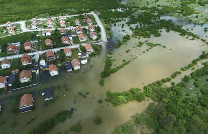 Stanje na području Gračaca i Obrovca se postupno stabilizira