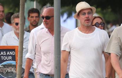 Brad Pitt 'izgubio Angelinu, ali je zato 'dobio' vile u Šibeniku