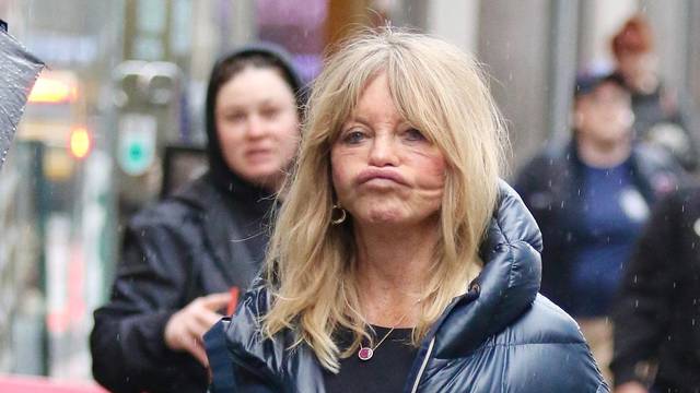 *EXCLUSIVE* Goldie Hawn makes a funny duck-looking face in NYC