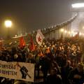 'Orbane, idi do vraga': Mađari na ulicama zbog zakona o radu