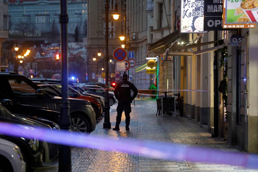 Detalji krvavog pohoda u Pragu: Prvo je ubio oca pa napravio masakr na fakultetu