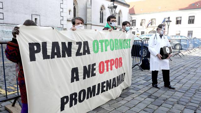 Zagreb: Performans kojim se želi ukazati na probleme izrade Nacionalnog plana oporavka
