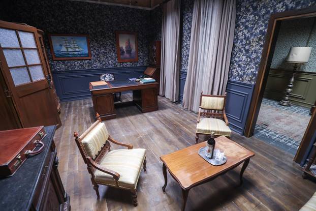 Zagreb: Obilazak kulisa i druženje s glumcima nove serije Divlje p?ele