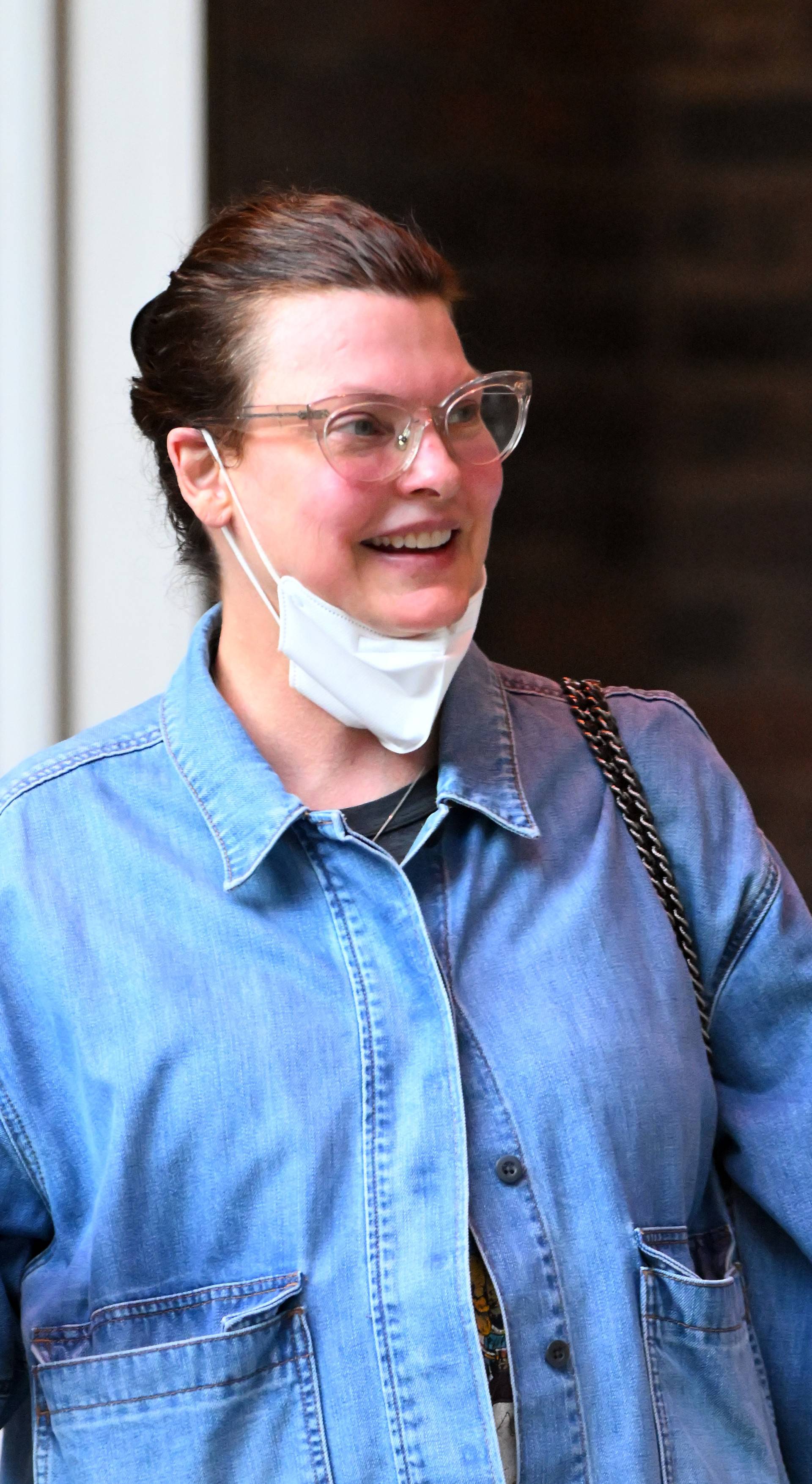 EXCLUSIVE: * EMBARGO: Strictly No Web permitted before 8pm BST / 3PM ET 1st July 2022 * PREMIUM EXCLUSIVE: Linda Evangelista Looks Unregnizable As She's Spotted Out In New York After Her Botched Cosmetic Procedure