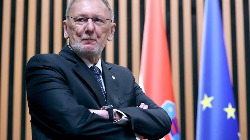 Božinović: Sve više mladih žele postati policajci