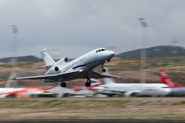 A French plane carrying passengers of cruise ship MV Hondius, which was affected by a hantavirus outbreak, takes off from Tenerife Sud airport