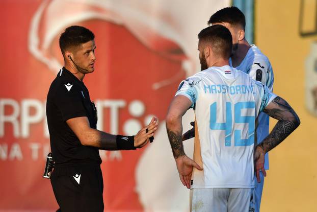 Slaven Belupo i Rijeka sastali se u prvoj utakmici finala Hrvatskog nogometnog kupa