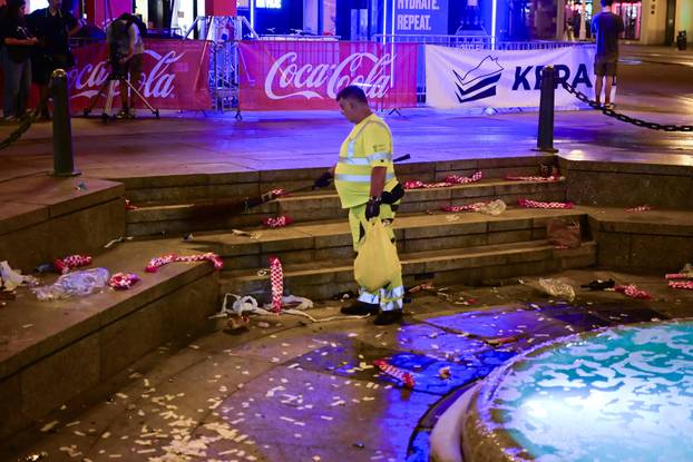 Zagreb: Čišćenje trga nakon gledanja utakmice 