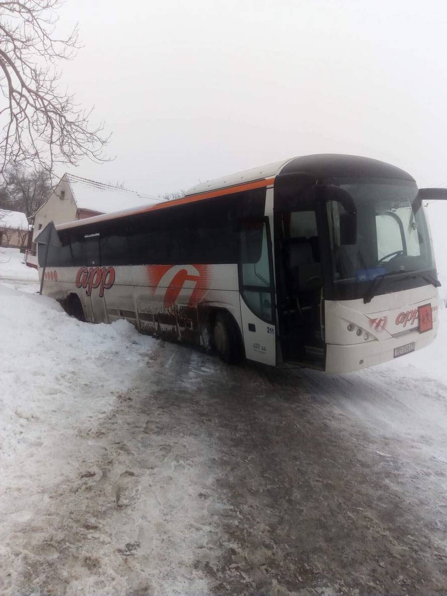 Ledena kiša, poledica i - kaos: 'Nemam riječi, sramota i užas!'